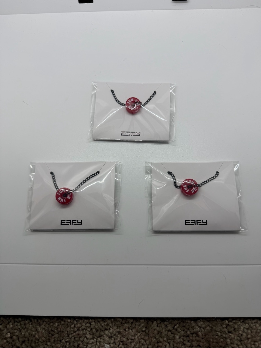 NEW EFFY Carnival Cruise Barrel Necklace Red   Rare Black 18" 3 PACK